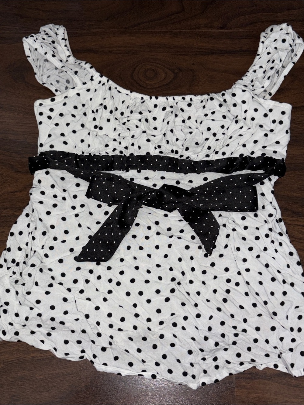 Hollister White Black Polka Dot Tie-Waist Sleeveless Top